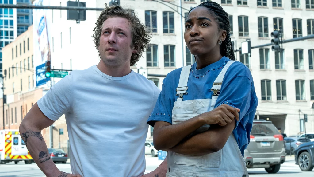 Jeremy Allen White und Ayo Edebiri aus The Bear King of the Kitchen