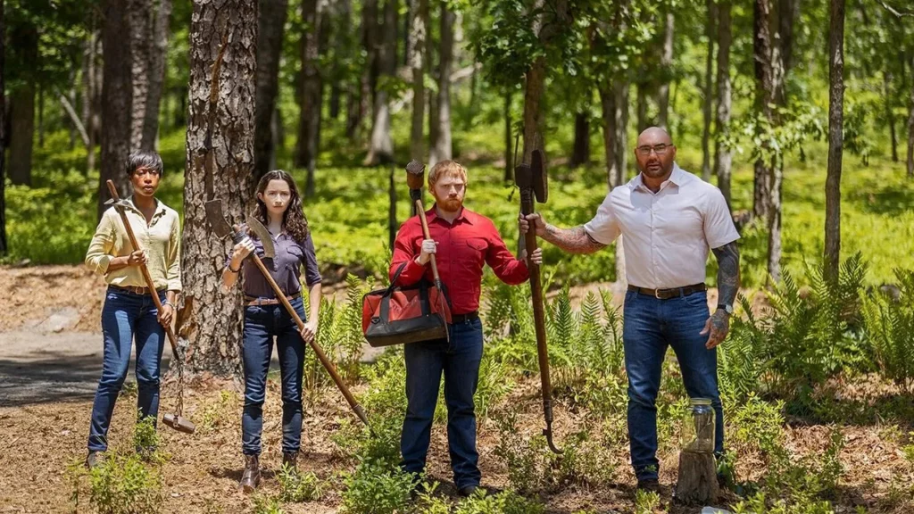 Dave Bautista und Rupert Grint aus Knock on the Cabin