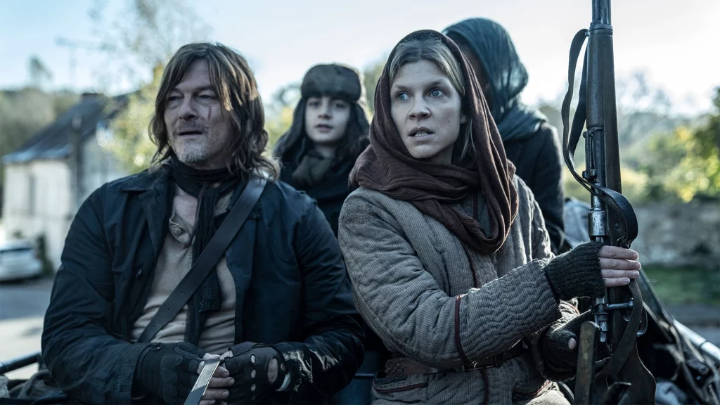 Clémence Poésy und Norman Reedus in The Walking Dead Daryl Dixon S1