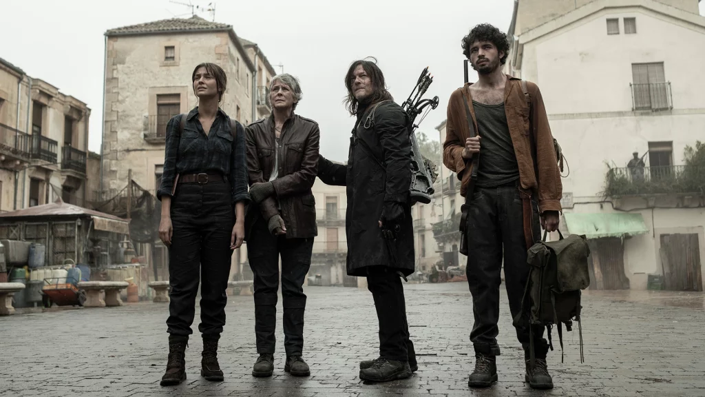 Norman Reedus Melissa McBride Hugo Arbués und Candela Saitta aus The Walking Dead Daryl Dixon S3