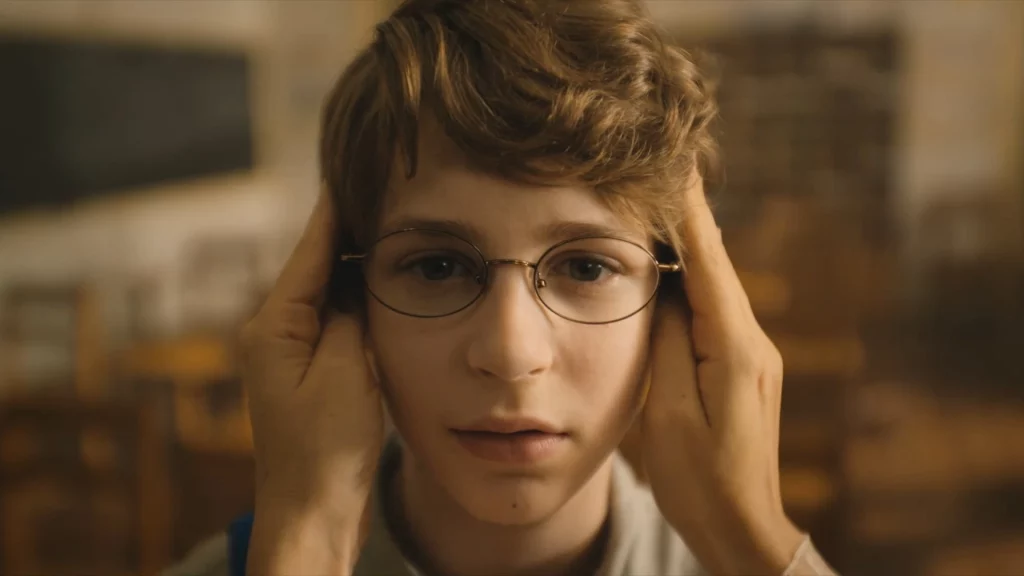 Benjamin Pajak als Charles Krantz
