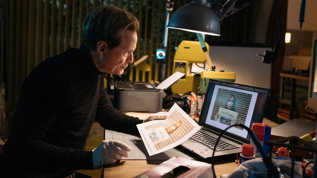 Christian Berkel als Adam Lansky in Entführen für Anfänger 2025