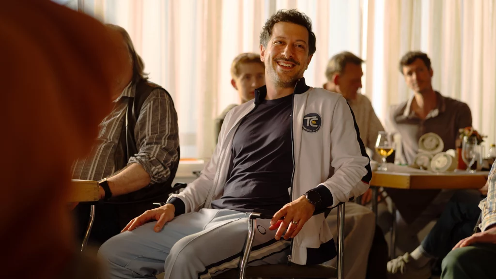 Fahri Yardim als Erol in Extrawurst