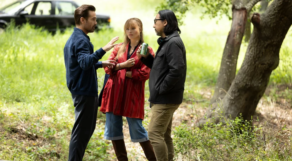 Margot Robbie und Colin Farrell und Regisseur Kogonada am Set von A Big Bold Beautiful Journey 2025