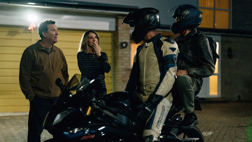 Douglas Hodge Lesley Sharp Harry Melling und Alexander Skarsgard aus Pillion