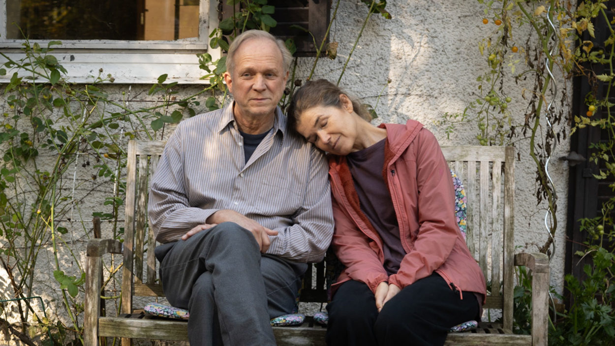 Ulrich Tukur und Anke Engelke aus Dann passiert das Leben