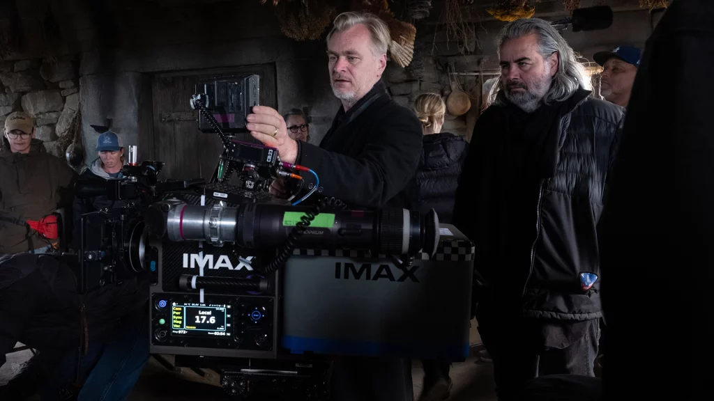 Christopher Nolan und Hoyte van Hoytema am Set von The Odyssee