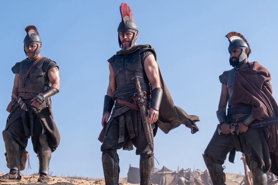 Matt Damon und Himesh Patel in Die Odyssee