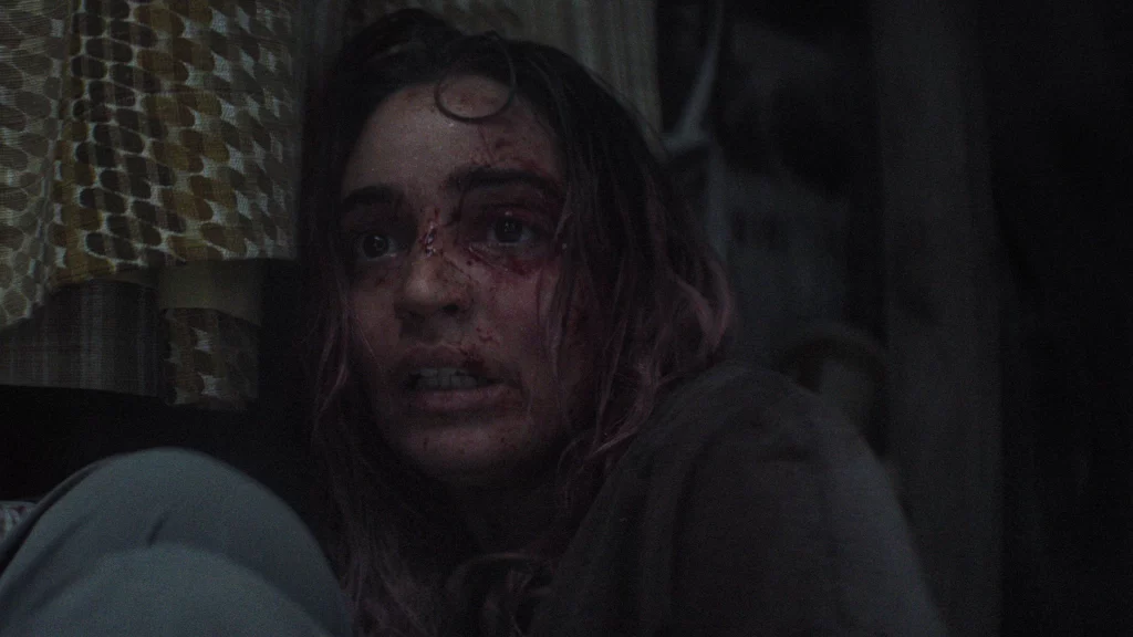 Souheila Yacoub als Alice aus Evil Dead Burn