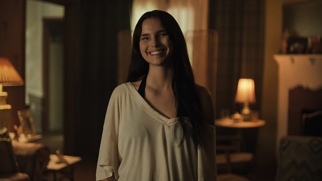 Inde Navarrette als Nikki aus Obsession